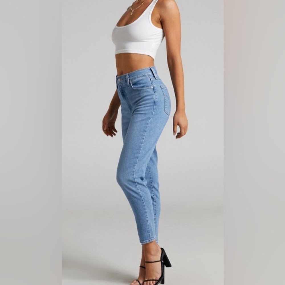 Levi Silver Tab Mom Jeans Size 30